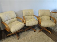 3 dining room chairs on wheels wood arms