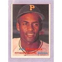 1957 Topps Crease Free Roberto Clemente