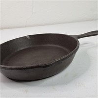 10 INCH LODGE CAST IRON SKILLET