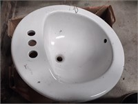 PORCELAIN SINK