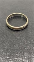 White gold band / ring marked 14K, 2.1 g,  size 6