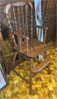 Wooden High Chair w/o Tray (LR)