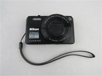 Nikon Coolpix S7000 Camera - untested