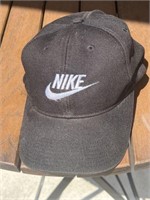 1990s NIKE BLACK HAT TIGER WOODS
VINTAGE TAIWAN