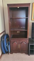 Bookcase/shelf-not fully wooden