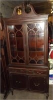 Vintage Duncan Phyfe Style Lit China Cabinet
