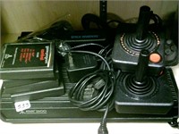 Atari 2600 w/ 6 Games, Space Invaders,Pac man ect