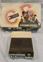 Vintage Motorola Mocat 40 channel CB radio