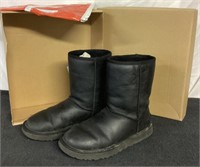 C8) women’s UGG boots size 8 original retail