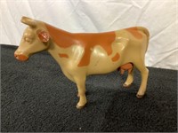 C8) Mattel, 1976 sunshine family plastic cow in
