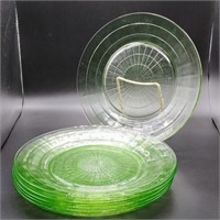 6 GREEN DEPRESSION GLASS DINNER PLATES