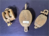 Different Wooden Pulleys