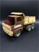 Vintage Tonka Hydraulic Metal Truck