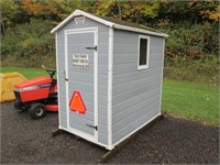 Ice fishing shack