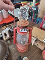 VINTAGE OIL LAMP