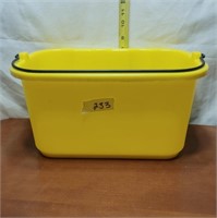NEW LARGE YELLOW WAS CAR BUCKET