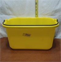 NEW LARGE YELLOW WAS CAR BUCKET