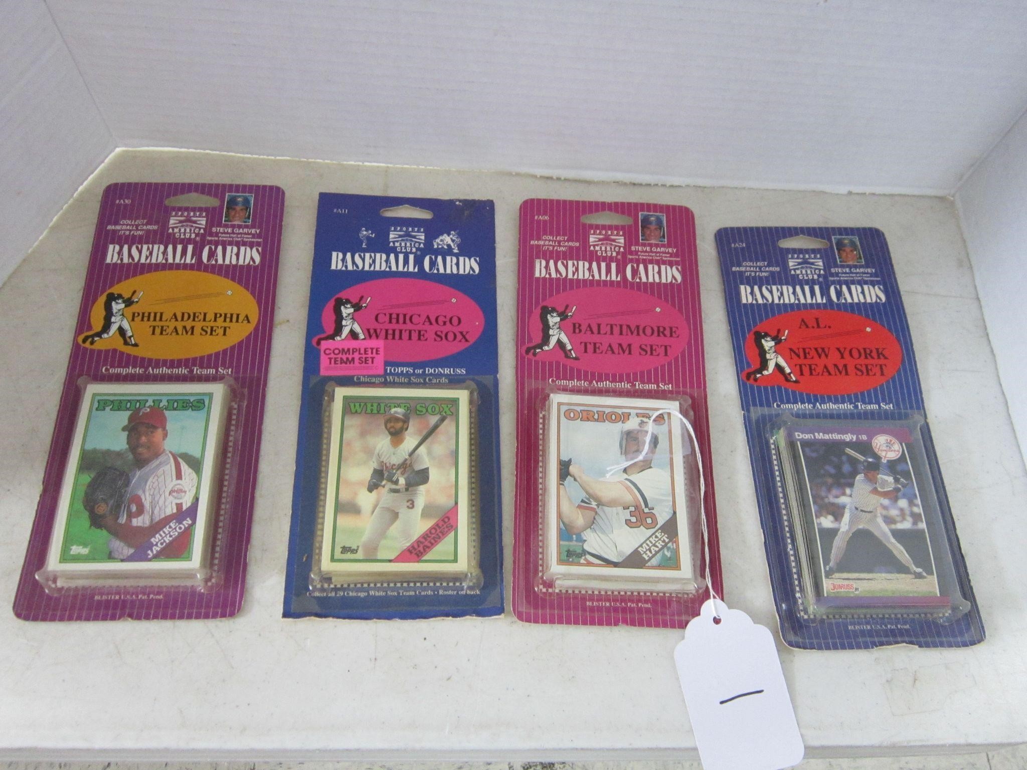 4 SEALED BASEBALL TEAM SPORTCARDS