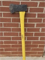 AMES QUALITY STRICKLIN AXE WITH FIBERGLASS HANDLE