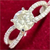 $7140 14K  Yellowish Green Diamond (1.05Ct, Si2) R