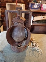 Vintage Elec. Lantern