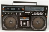 (JL)  BOOM BOX Radio. & Cassette  Player Electro