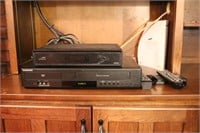 Samsung DVD/VCR & Arris HD Dual Tuner