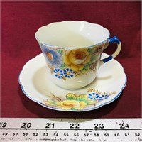 Vintage Teacup & Saucer (Made In Japan)