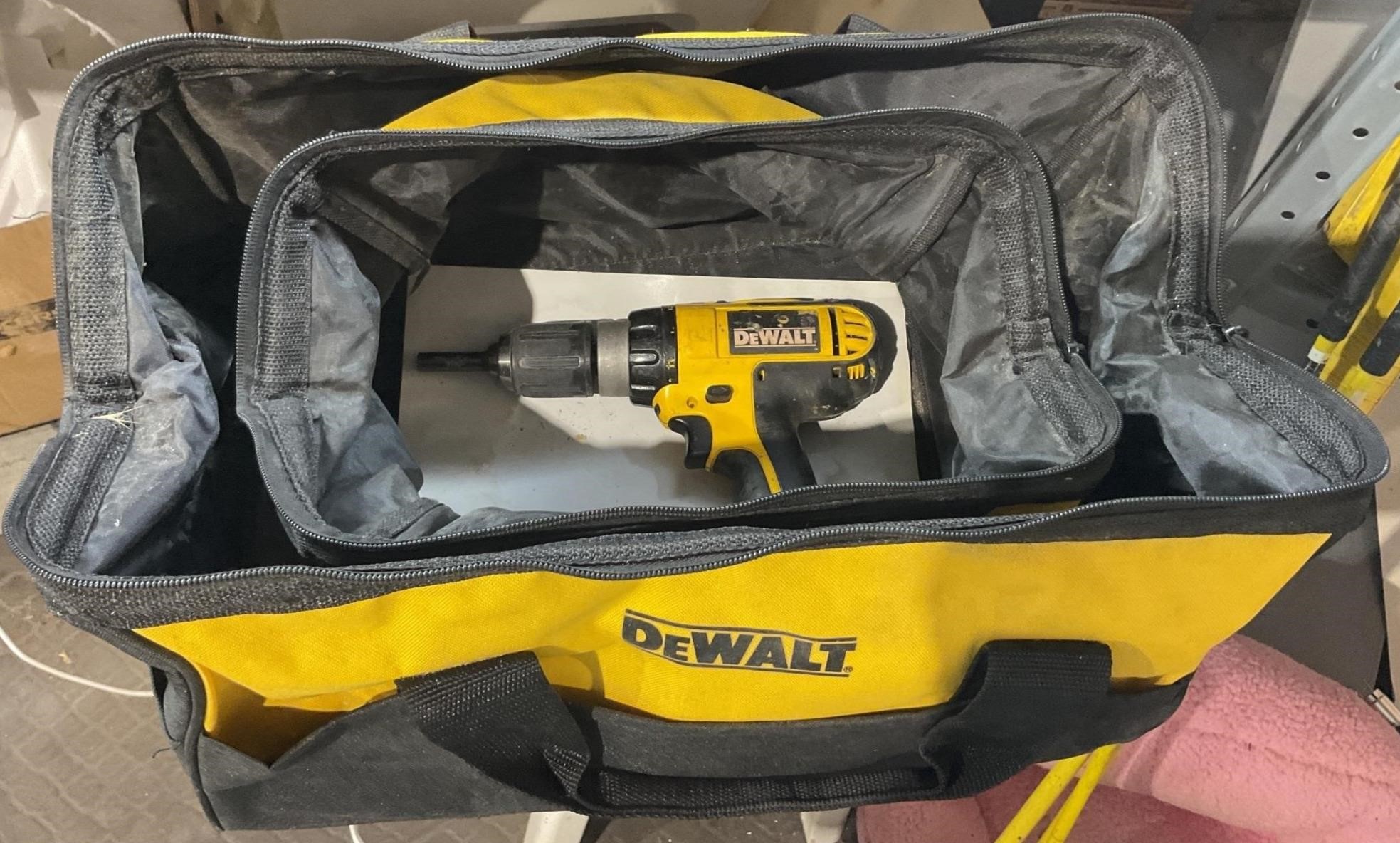 Dewalt Tool bags and Cordless Drill - no battery