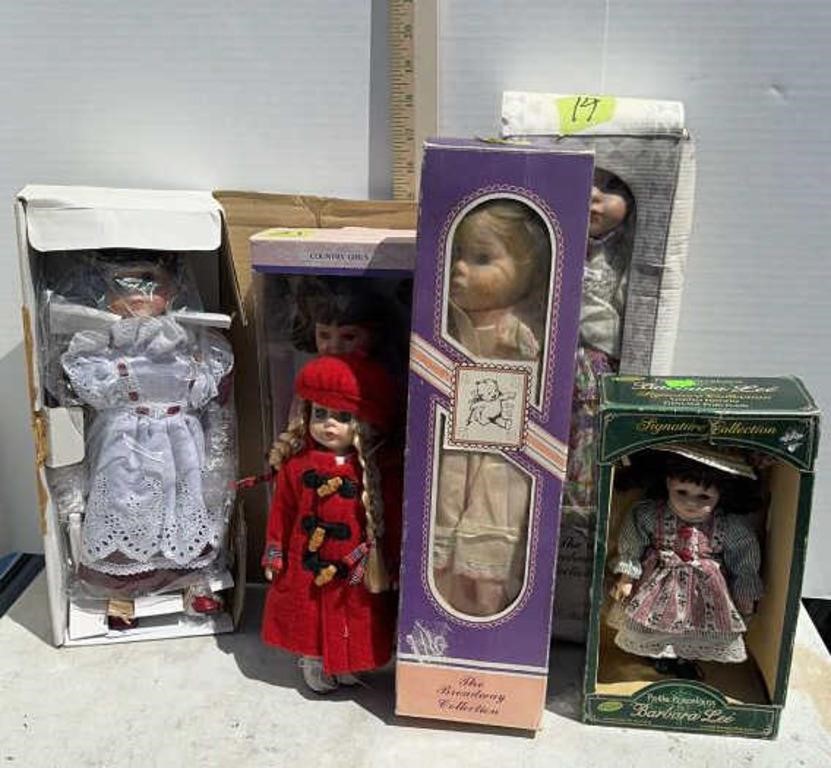 COLLECTOR DOLLS