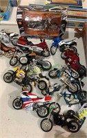 14 model toy motorcycles including a Harley