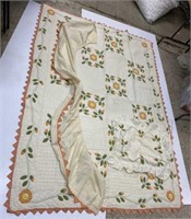 Vintage bedroom quilt set - floral (stains)