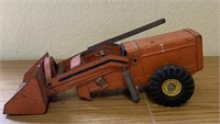 VTG NYLINT Red Pressed Steel Payloader