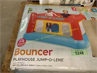 Intex inflatable Jump-o-lene bouncer playhouse