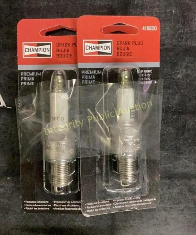 Set of 4 Champion Spark Plugs 415ECO