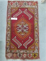 Geometric Pattern Oriental-Style Runner Rug