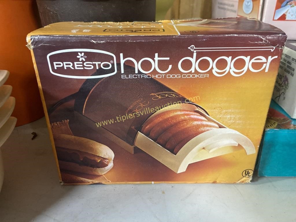 Presto hotdog cooker