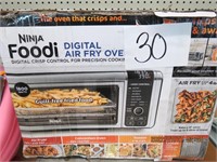 Ninja Foodi air fry oven -used