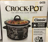 2.5qt Crock Pot slow cooker