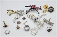 Vintage Brooches Pins Rings