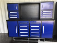 Work Bench/Tool Cabinet, 18 Drawer, 4 Cabinet