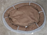 Large "Cabela's" Pet Bed