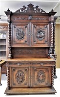 Fine Louis XIII Style French Hunt Oak Buffet.