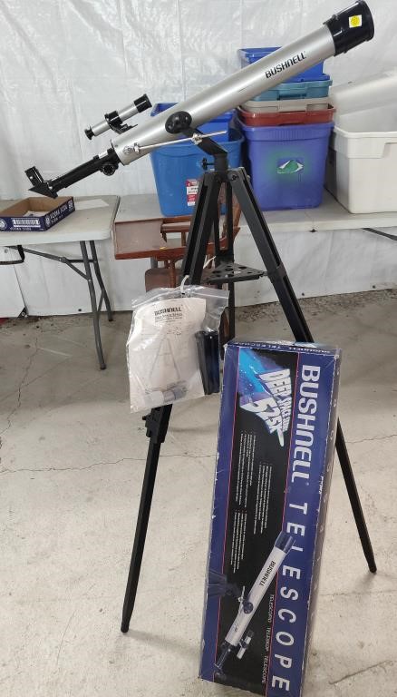 Bushnell 78-9514 Telescope w/ Box