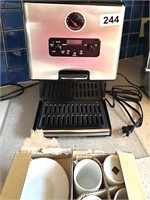 Cuisiart Coffee Maker & Dimitase Set