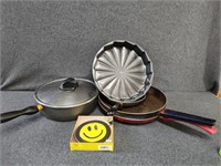 T-Fal Pots and Pans, Smile Mold
