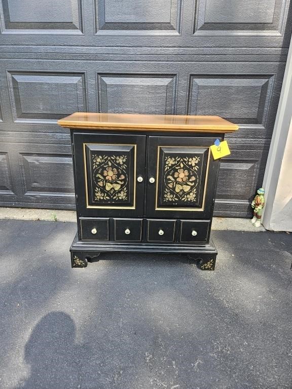 Ethan Allen hand painted 2 door cabinet