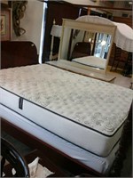 Queen-size Beautyrest firm mattress box spring