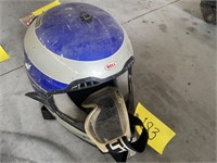 Bell XL Motorcycle Helmet w/Goggles