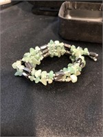 Magnetic wrap on bracelet with Jade stones
